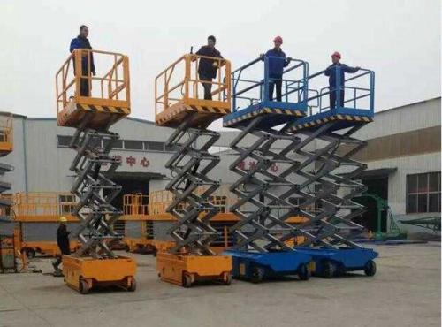 高空作業(yè)液壓升降機平臺應運而生    (圖3) 移動6.jpg